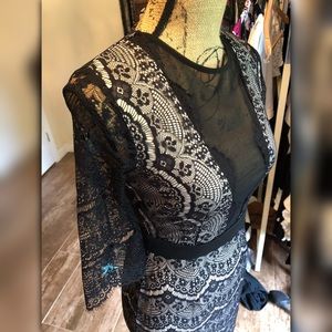 Lace Midi Dress•Pink Boutique UK